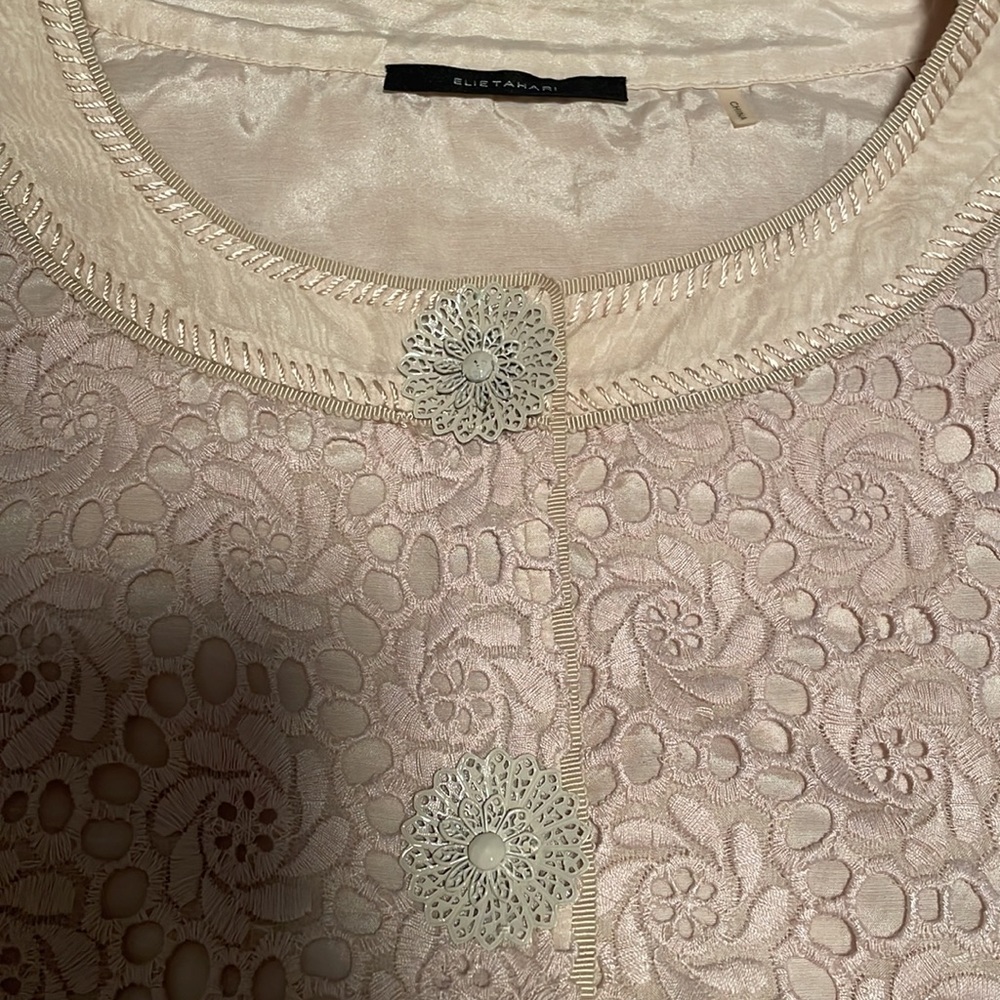 Ellie Tahari detailed top - Picture 2 of 3